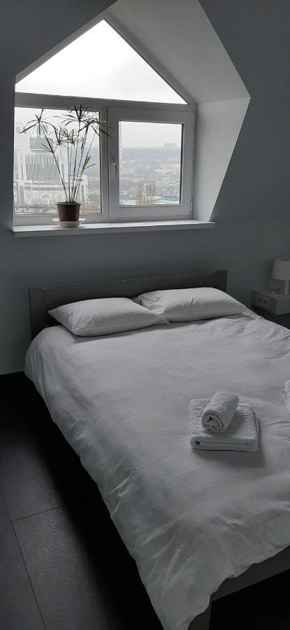 Modern Apartment In The Center Of Town Chisinau Bagian luar foto