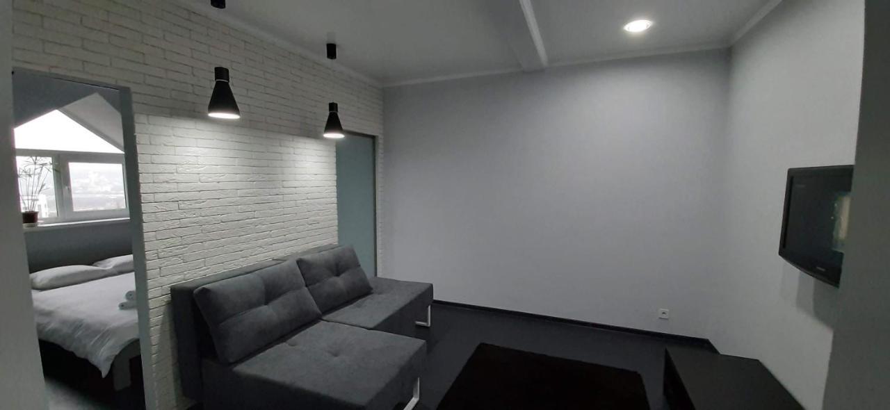 Modern Apartment In The Center Of Town Chisinau Bagian luar foto