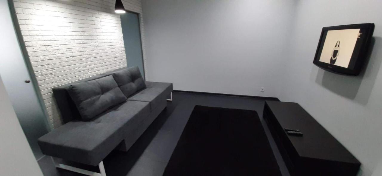 Modern Apartment In The Center Of Town Chisinau Bagian luar foto