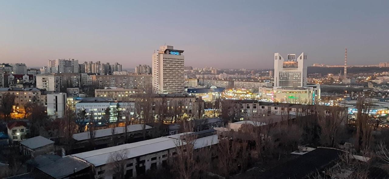 Modern Apartment In The Center Of Town Chisinau Bagian luar foto